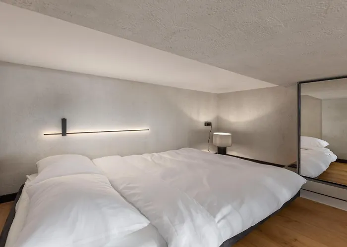 Hallo Loft By Innorental Апартаменты Рига